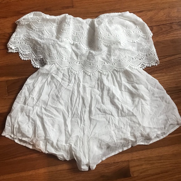 White strapless romper! - Picture 4 of 4